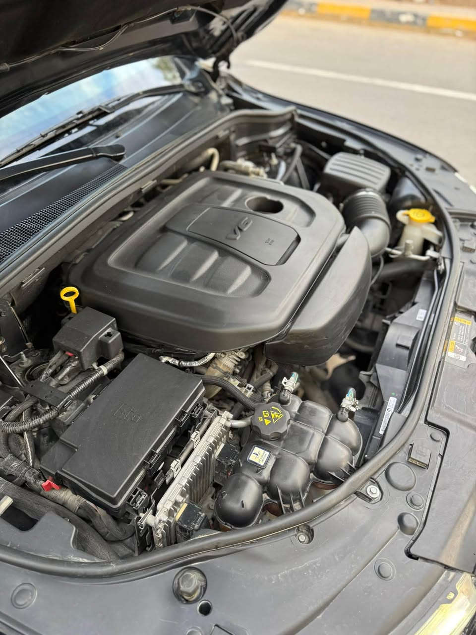 موديل 2021 sxt 
موصفاتها معروفه فول عدى الفتحه والرادار
ضرر بيبان ثنين جه السايق مبدلات شركة بدون صبغ 
ويل srt
كشنات VIP جلد
ا‏يي استفسار *********** متواجد على الخط والواتساب
