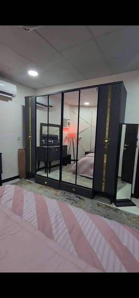 غرفه تركيه للبيع مابيها ضرر 8 قطع
 السعر 450 بيها مجال بسيط
العنوان بغداد الصليخ


**إذا كنت صاحب هذا الإعلان وتريد حذفه لأي سبب، رجاءا أرسل رسالة إلى الدعم الفني**