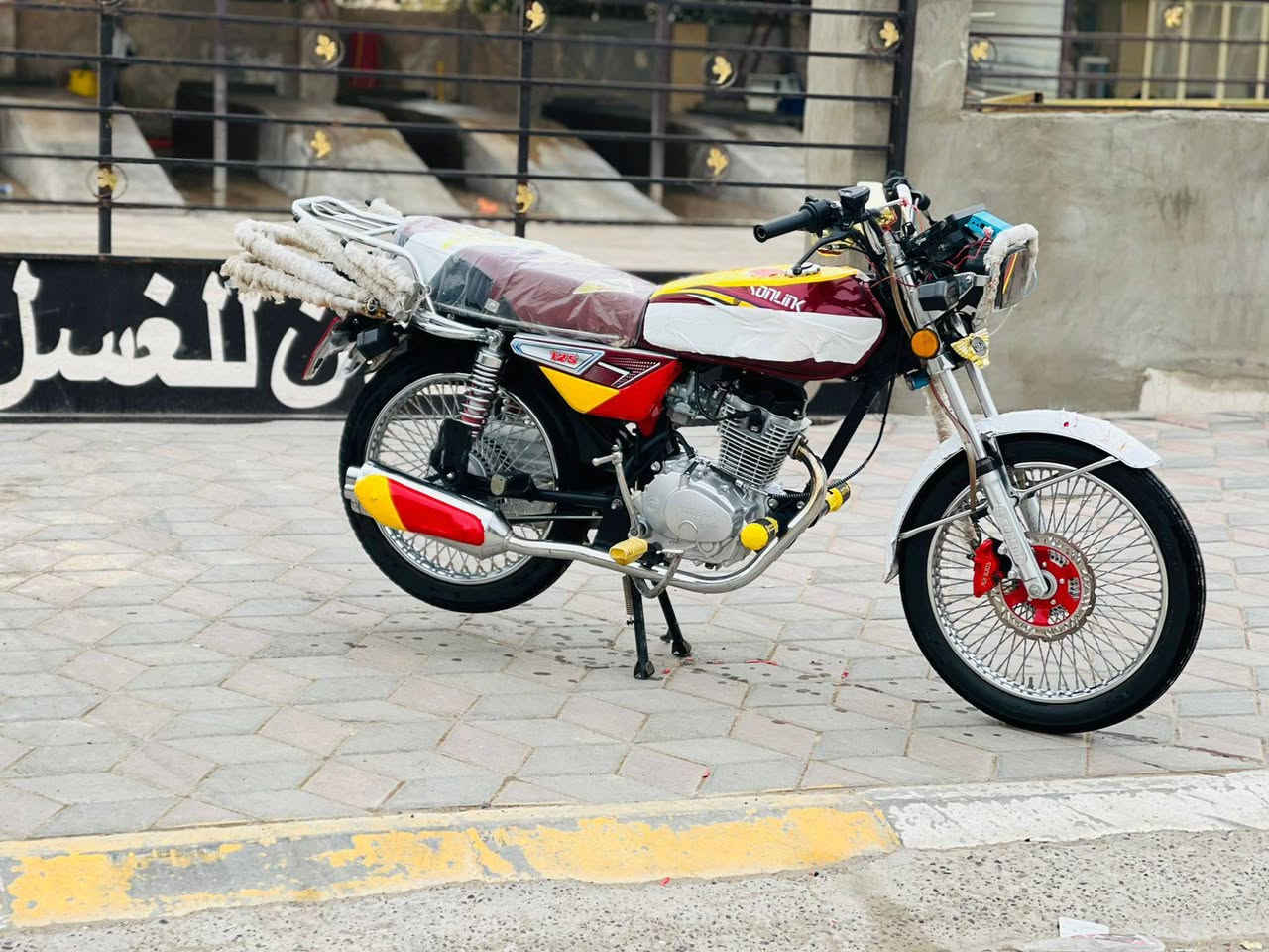 السلام عليكم دراجه للبيع تايكر موديل ٢٥ دراجه حلوه وما ناقصه كلشي الدراجه بس الشاشاه طافيه***********
