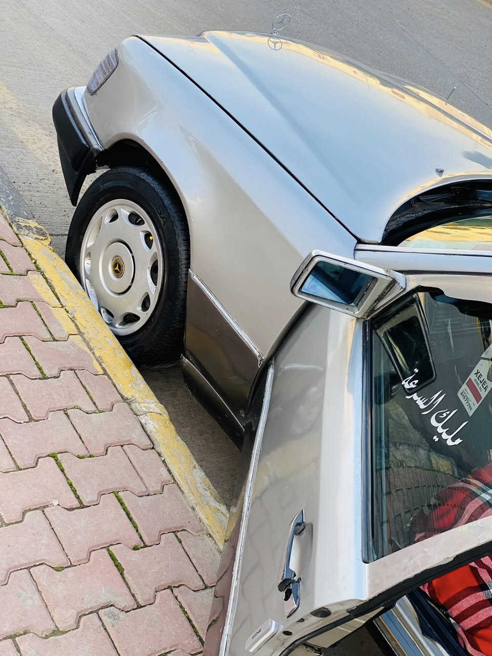 بؤ فرؤشتن  /دانسقه و كلاسيك
مـــارســــيـــدز  E300 🦅
سعري  ٣١  وه ره قه مةجال
ئارمي پلاستيك سليماني 
گيروو مه كينه ي ئه رنه ب 
مه كينه / vvt2500 🛫
ماشاءالله له قوه ت هه ستاني 
سپير ي بيلادي
له گه ل ماوه
مـوديل٩٠
ده عم و چال و ساردى نيه 
سلايت 
مكةبة رة ي بيلاد 
گێڕو مەكينه و ئاكسلى لؤك لؤكه 
ده مارى وه ك بيلادى ماوه
ره نگ / سلڤه ر 🩶 
گێڕ ئتؤماتيك /بيلاد 
ABC
قفل مه ركه رى
گه رمي مه زبووت
کارەبای کامل مەزبوت
جام عادي بيلاد
ده بل ئالير 
تاقم تایەو ويل كةپ بيلادي 
ناوی  ده قي شەریکە
هەیکەلی دەرەجە یەک
چركةية ك و ٢ گه لا ببره
بەشەرتی تەقەو رەقە …
هەمو گیانی لەسەر شەریکە ماوه
٢٥٠  دينار مه سره في نيه 
سيرڤي كامل 

ئارم /ئةوةليات / موس براوه به شه رت ..

ژم. ☎️☎️
***********
***********
