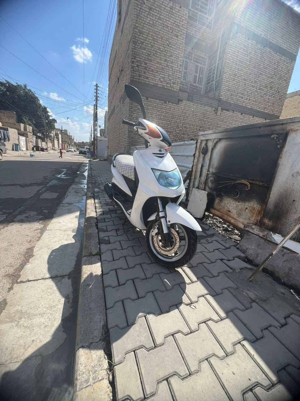 لبيع دراجه سكنس نثيه ياباني ستان حساس محرك ناعم كهربائيات كامله سلف هندى شغال تايرات جدد دبلات مزوده لسعر 450 وبيه مجال مكان الحسينيه راشديه رقم ‏‪***********‬‏
