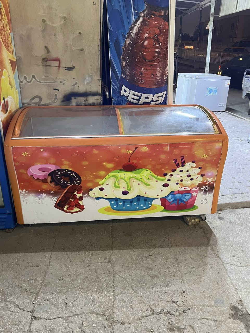 عارضات للبيع احجام مختلفة ***********
