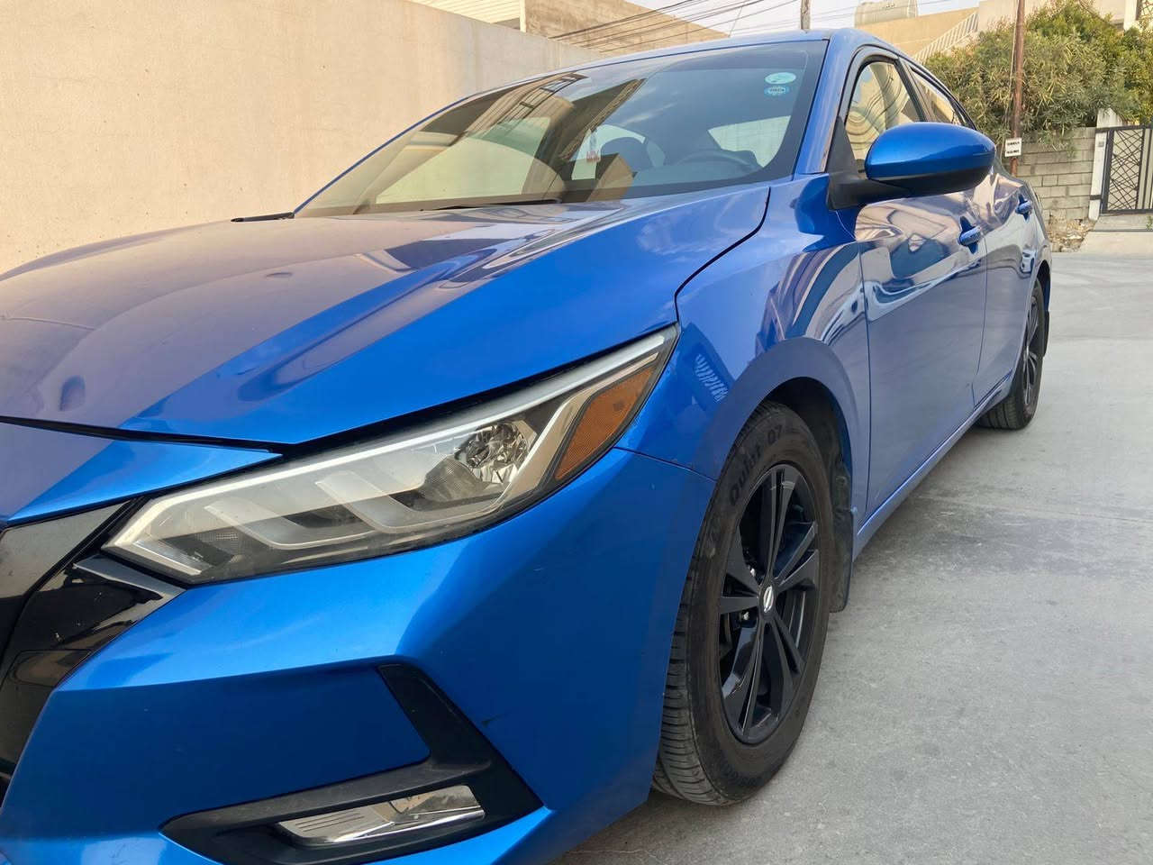 نيسان سنترا ٢٠٢١ Nissan Sentra 
مواصفات SV 
 بصمة-رادار جانبي-رادار امامي - كاميرا خلفية-حساسات خلفية
بريك طوارئ امامي وخلفي
نظام النقطة العمياء
كار بلي واندرويد اوتو
مكينة ٤سلندر حجم ٢.٠لتر
تبريدها ثلاجة
ماشية ٤٦ ميل

ضرر السيارة مثل ما موضح بالصور بس جاملغ السايق وراجع بارد بدون صبغ بدون دواخل وايرباك كله سليم
رقم و سنوية جديدة رقم سليمانية الدولي

السيارة كلش حلوة و نظيفة
مكفولة من كير و محرك وكهربائيات
بسعر (١٣٧$) ورقة و بيها مجال للطيبين
مكان السيارة بغداد

للاستفسار على الرقم اتصال او واتساب
***********
