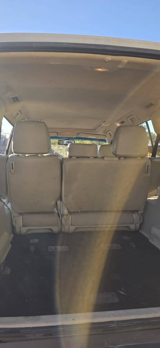 باجيرو ٢٠١٩ رقم بغداد خليجي مكينة ٣٠٠٠
مكفولة ماعدا صبغ شبر خشم الجاملغ الأيسر 
مكينة وكير على الشركة تخم تاير تبريد ٣ قطع ثلج جاهزةمن كل شي السعر  ٢١٠ورقة وبية مجال محجوزة الى مصرف الرافدين استقطاع مباشر باقي ٦ أشهر  وتصير حرة
*********** /
***********
