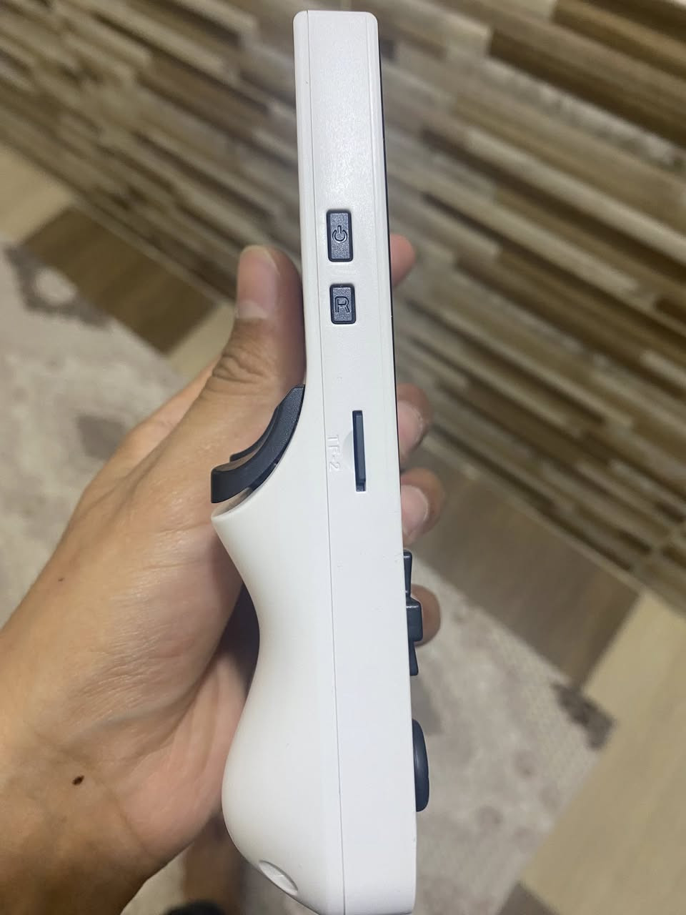 أتاري للبيع مع كامل ملحقاته بي ألعاب بلي تو وبلي ون وهواي محاكيات لي اكثر من ١٠ تالاف لعبه سعره 45 بي مجال


**إذا كنت صاحب هذا الإعلان وتريد حذفه لأي سبب، رجاءا أرسل رسالة إلى الدعم الفني**