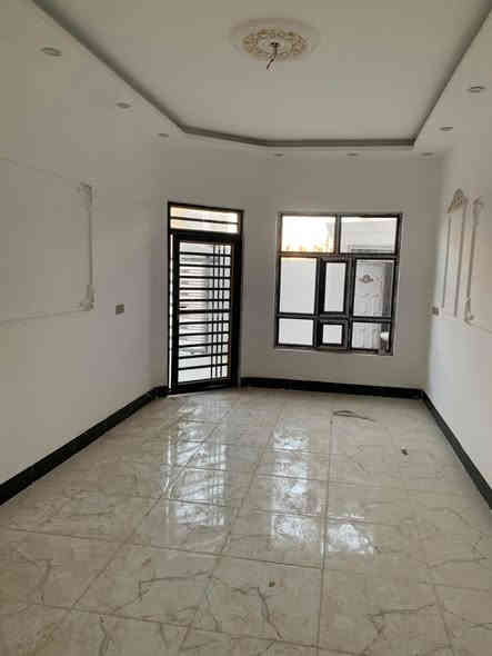 150 متر منطقة التصنيع 

4 غرف نوم 
شارع 15 متر 
خلف علوة السمج 
السعر 115 وبي مجال 

***********
