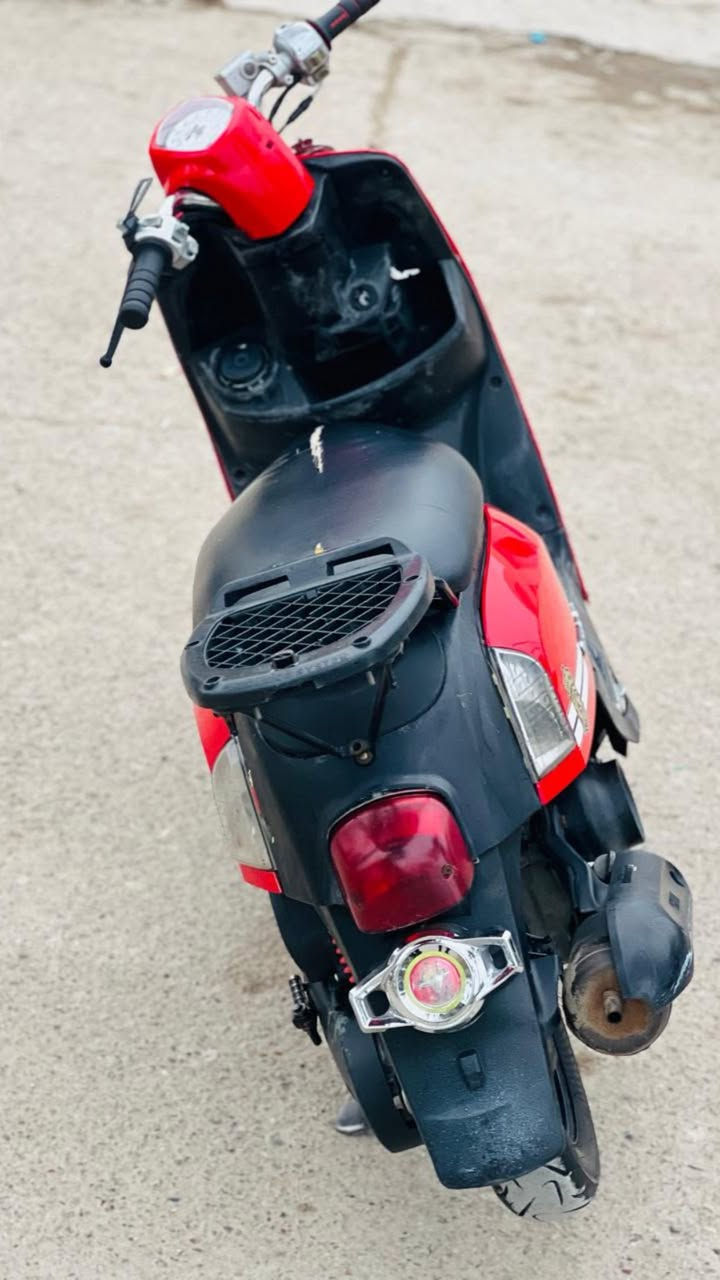 سلام عليكم دراجه ماكس بوليس
دراجه نضيفه شوفت عينك سعر 550 مكان بغداد مدينه الصدر الهاتف ***********
