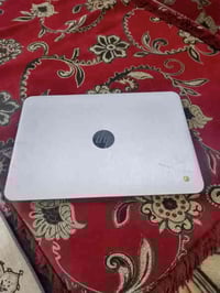 لابتوب hd  جديده كلش نضافه 100 مكفوله من كلشي السعر 90 07719155556