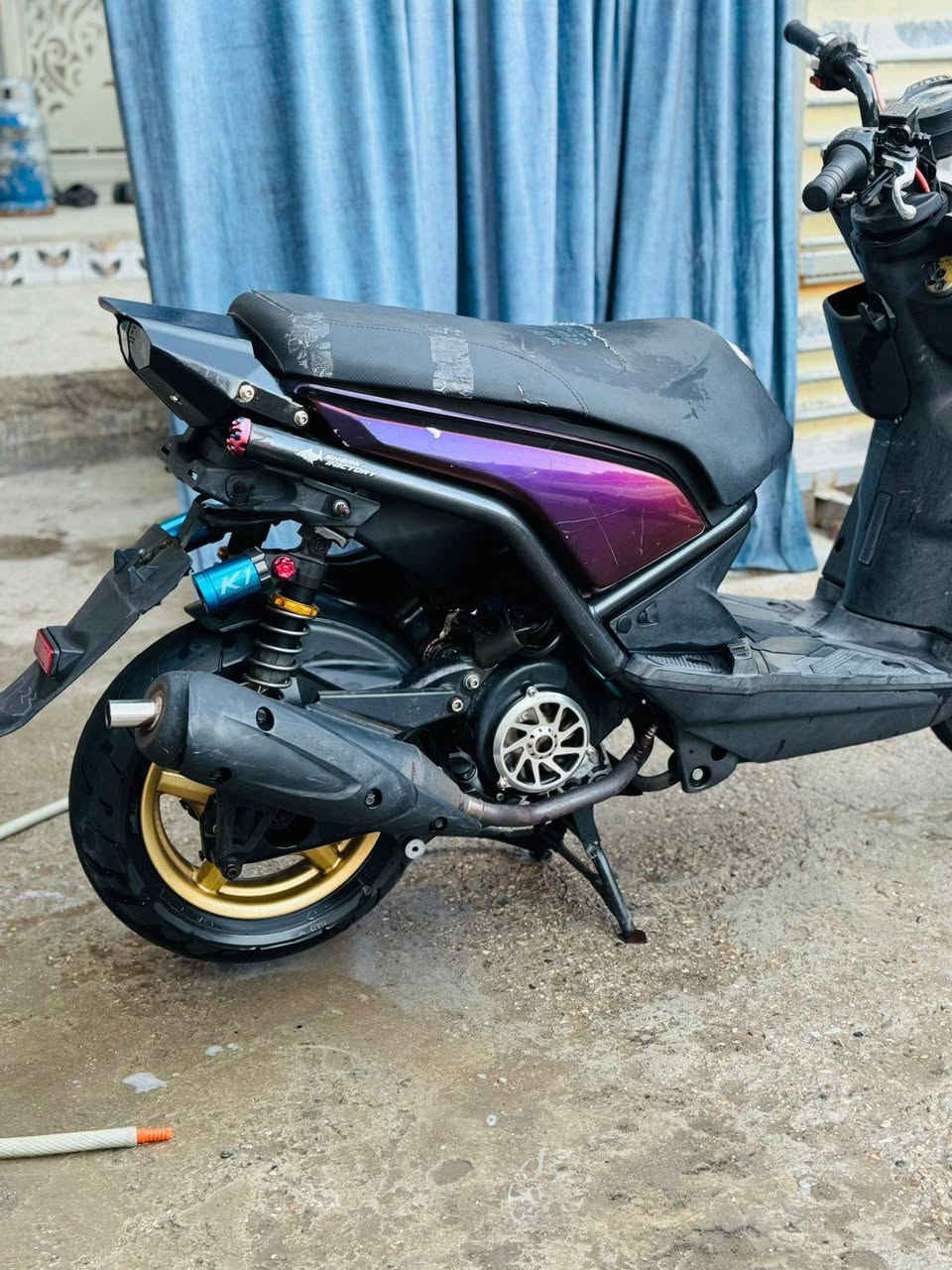 سلام عليكم
دراجه سكنس جبلي مال رمبه منزلها من ضلال صالهه سبوعين دراجه نضيفه مكفوله كفاله عامه بيه شلعه شك الكاع ومزوعه تزوين ما فاتح برغي منها مكاني بغداد حي اور الرقم ***********
السعر. 1650 بيها مجال قليل حك جيه
