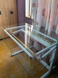 بورد هندسي • زجاجي