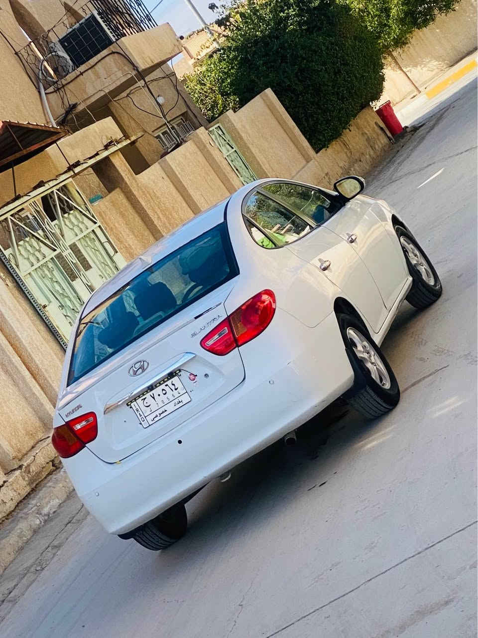 للبيع النترا 2011 رقم بغداد شرط التحويل 
تخم تاير 
كير محرك جدد
تدفئه تبريد
مري شفط
اشاير بالمري 
محرك 1600 
ويل كب 
شاشه كبيره 
كامره خلفيه 
داخل جديد
السياره بيها اربع قطع صبغ ابيع حزام 
بدون دواخل 
للاستفسار الاتصال على الرقم ***********
السعر 90 وبيها مجال بعقوبة, ديالى
