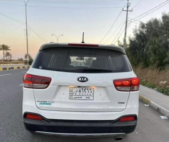 كيا سورنتو 2016 للبيع وارد امريكي حادثة خلفي قبق جنطة
سيارة نضيفة شخط واحد مابيهه من الدعامية للدعامية
✅ 4 راكب
✅ حساس امامي خلفي 
✅مثبت سرعه
✅ انظمه قياده 
✅ فول تحكم ستيرن 
✅شاشة بلادي
✅ كامره خلفية 
‏✅ كير مكينة مكفولات
✅تبريد كلة جديد ومكفول إدامة 
‏✅ اربعة سلندر 

سعر 165 وبيهه مجال 

مكان السيارة نجف للتواصل 

‭٠٧٨٨ ٧٩٦ ٣١٣٢‬ رصيد

‭+٩٦٤ ٧٧٨ ١٥٨ ٧٦١٩‬ واتساب
 او تواصل خاص
