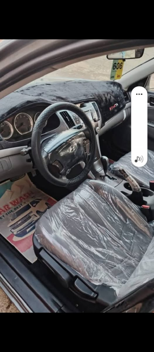 السلام عليكم سوناتا للبيع موديل 2010امريكي مكفوله من الضربه
والصبغ السياره بحاله ممتازه 
تدفئه تبريد شغال شرط 
تخم تاير جديد 
صدر امامي خلفي مكفول 
للاستفسار الاتصال على الارقام 
***********
***********
مكان السيارة صلاح الدين تكريت حي الشهداء
