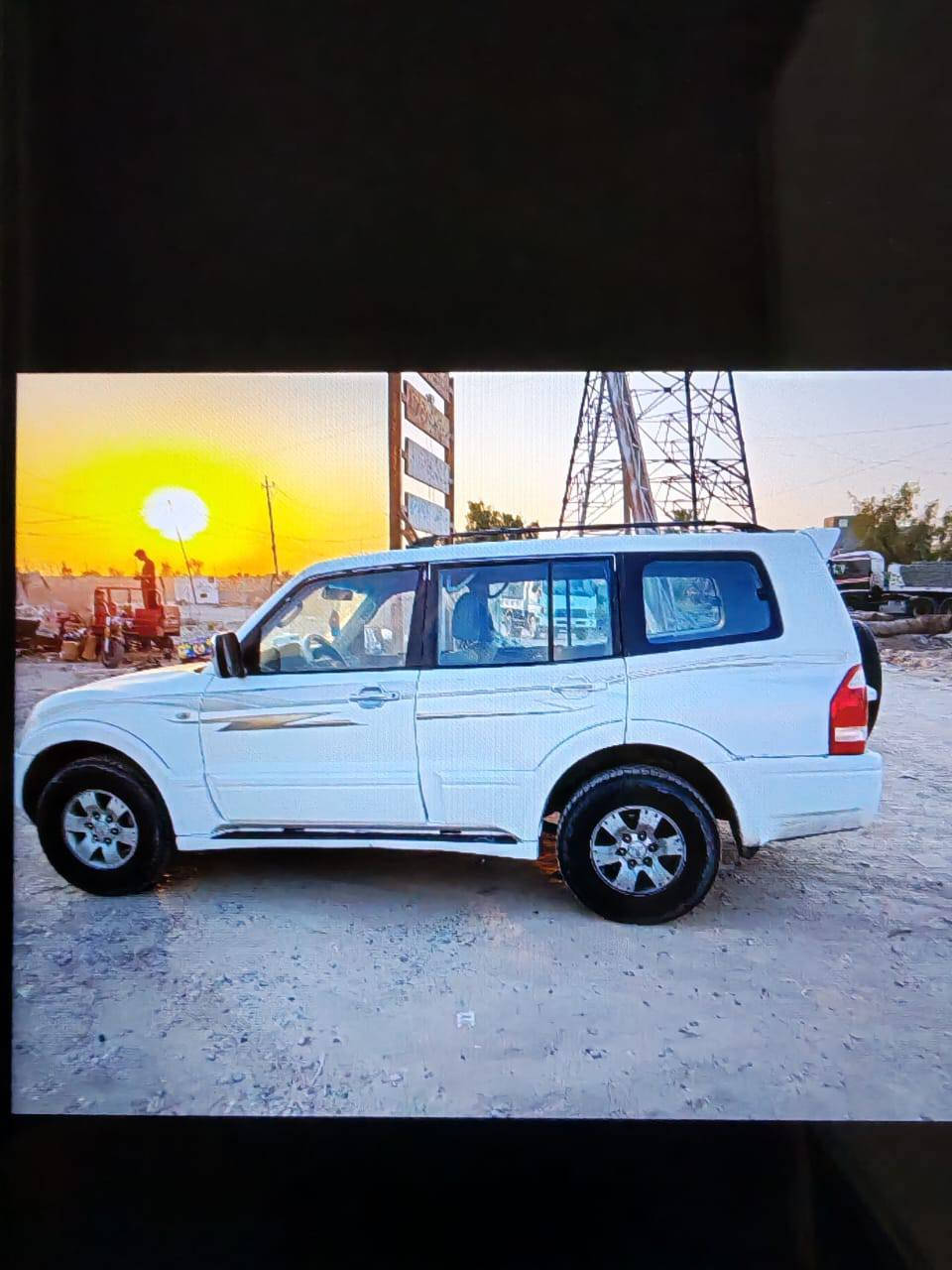 سلام عليكم سياره باجيرو للبيع كفاله سياره بسمي بيع او مراوس 75وبيه مجال ***********
