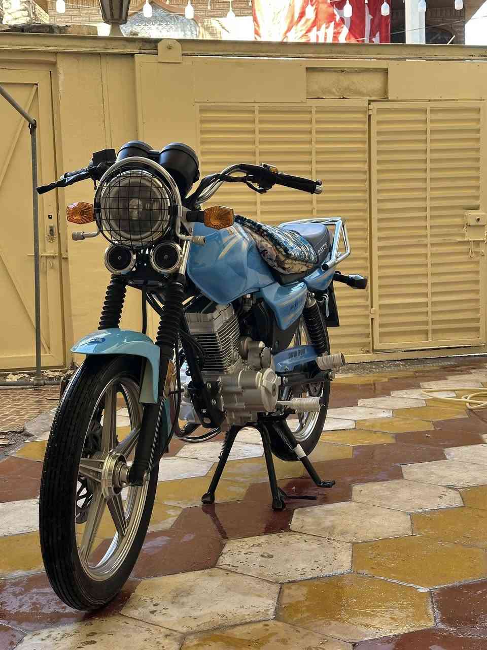 سلام عليكم دراجه دايون عضم موديل ٢٤ اصولي ب٢ وبيهه مجال بسيط مكان كربلاء ***********
