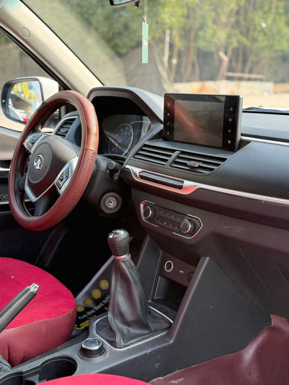 سلام عليكم 
بيكم كريت ويل
مديل 2021
سياره كفاله بيه شي بصيط دحجه 
سياره بسمي مداور شرط 
مواصفات فول
فور ويل
محرك ٤سلندر
كير عادي 
لايت عدسات ليزريه مع لد
تخم تاير جديد
ويل كب حجم ١٨
تبريد تدفئه  
داخل ماروني مخمل
حداديه مكينه كير كفاله
مكان سياره بالنجف السعر (١25
***********
