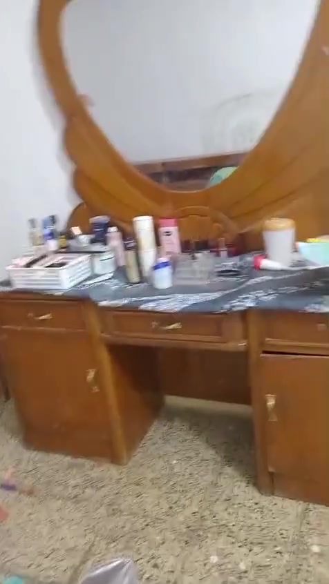 من رخصت ابوالكروب بيع غراض كلمن وسعره


**إذا كنت صاحب هذا الإعلان وتريد حذفه لأي سبب، رجاءا أرسل رسالة إلى الدعم الفني**