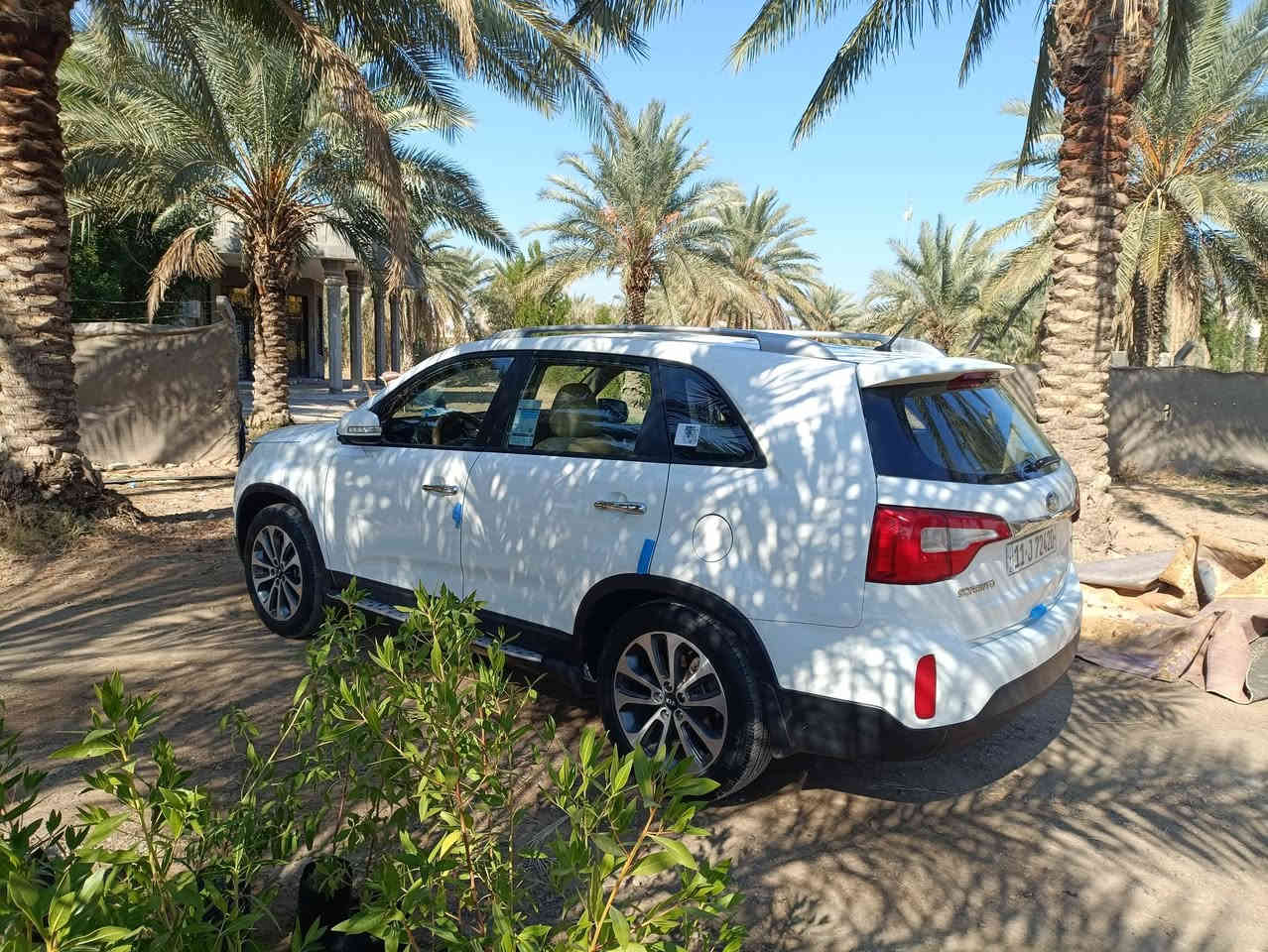 السلام عليكم سورنتو خليجي مكفوله 
فول مووصفات ما عده تنتنه 
بصمت تشغيل بصمت ابواب رادارات اماميه وخلفيه 
ماشي 170الف سونراه موجود بل منشور
سعر 185وبيه مجال حك جيه 
رقم الهاتف ***********
عنوان بابل حصوه
