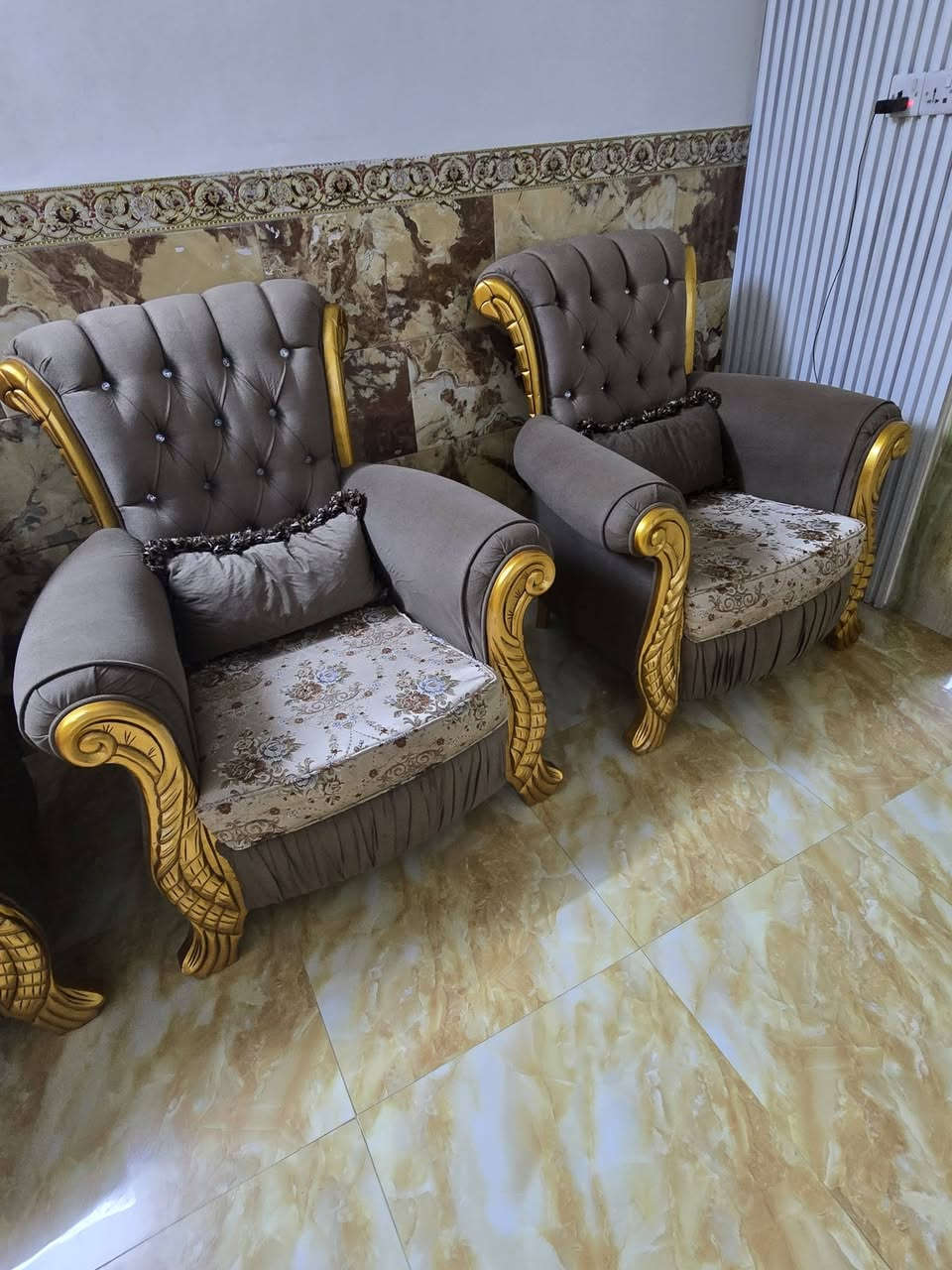 السلام عليكم تخم للبيع شغل عراقي نظيف ١٢ مقعد السعر ٨٥٠ وبي مجال قليل


**إذا كنت صاحب هذا الإعلان وتريد حذفه لأي سبب، رجاءا أرسل رسالة إلى الدعم الفني**