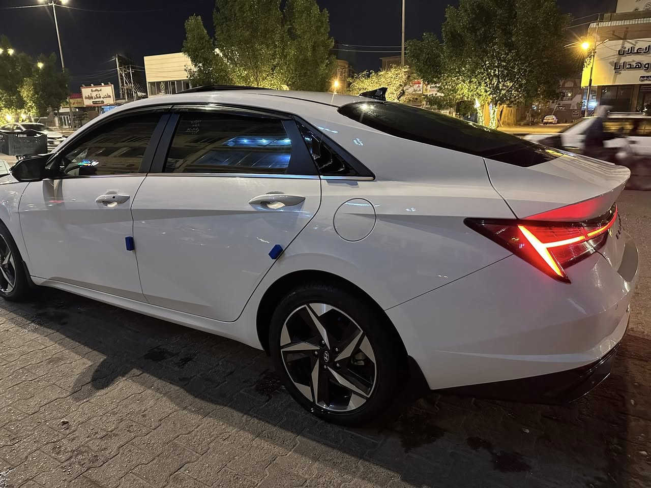 النترى مديل 2023 خليجي
فول مواصفات محرك 1600 

ماشيه 46

فتحه 

حساسات امامي خلفي 

شاشه كامره 

تبريد قطعتين 

لدات امامي خلفي

تشغيل عن بعد  

شحن لاسلكي 

داخل رصاصي

السياره بيها شبر صبغ بل جاملغ الامامي وبيها باره بل جاملغ الخلفي شي بسيط  

سعرها 165 وبيها مجال عنواني النجف حي الجزيره 

*********** واتساب موجود
