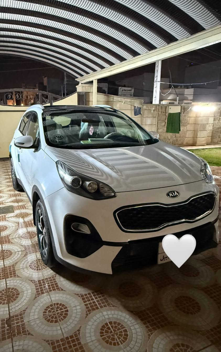 للبيع كيا سبورتج موديل 20
السياره مكفوله كفاله عامه
ماشيه 49 حقيقي 
سياره جديده بمعنى الكلمه
السياره فول عدا البصمه 
شرط التحويل السعر ١٩٧ 
***********
