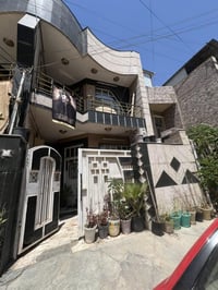 السلام عليك بيت للبيع مساحة 100 (وجه5 نزال20) شارع سنتر حي اور خلف لحو...