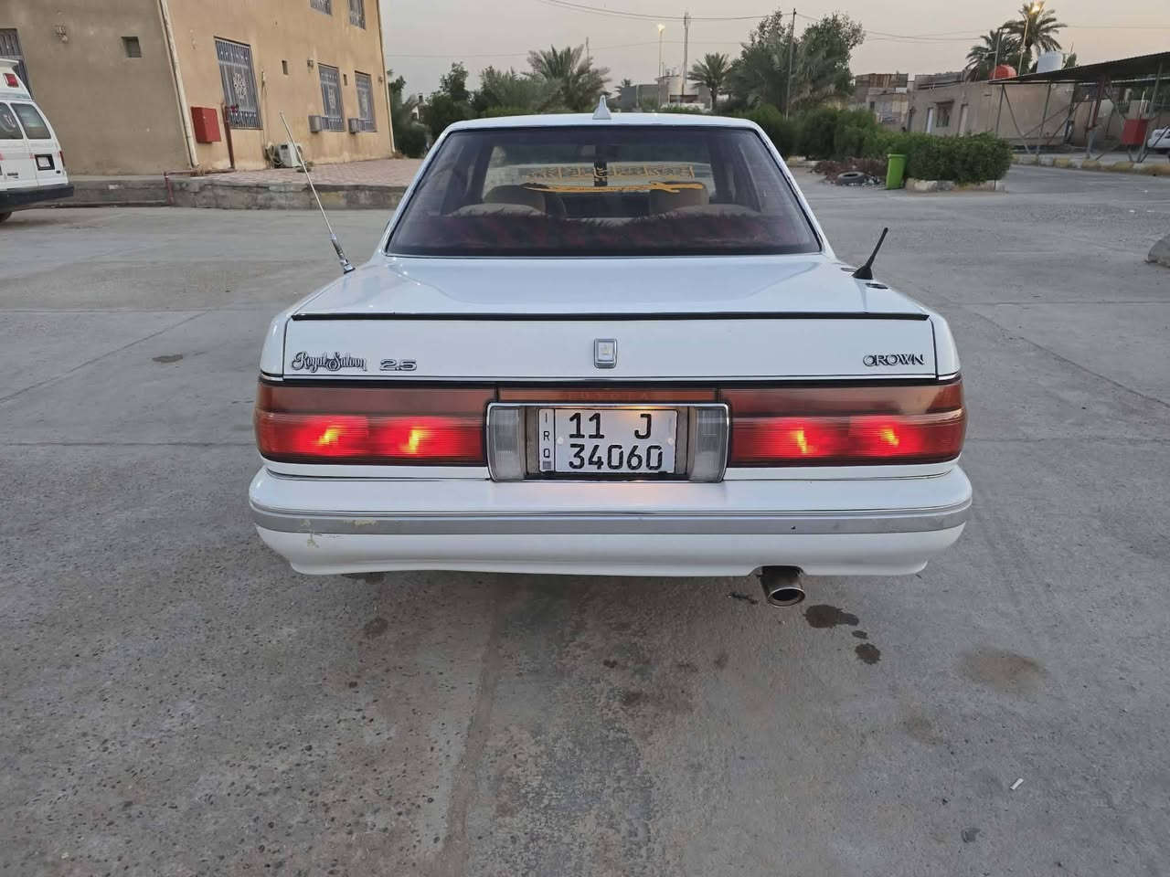عشاق النظافه هارتوب اصل يسرا بلاد جديده كارتون السياره كفاله من الكص ونقل جثه والعيب الشرعي رقم بغداد تحويل مباشر السيارة متعوب عليها مال جناي ذابلها فره كامله بيها كير ومكينه وارد يابان شك الكاع حداديه من الطول للطول جديد مراوح شاهينه غرفه جديده السياره جاهزه من كلشي شرط الفحص ربل جام جديد عزل يخبل. تبريد ثلج   مكان.  السياره حله للاستفسار الاتصال على الرقم*********** بيع فقط بدون مراوس مامتواجد ع الفيس
