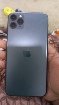 ايفون ١١ برو ماكس • شاشة وبطارية مبدلة • ذاكرة ٦٤