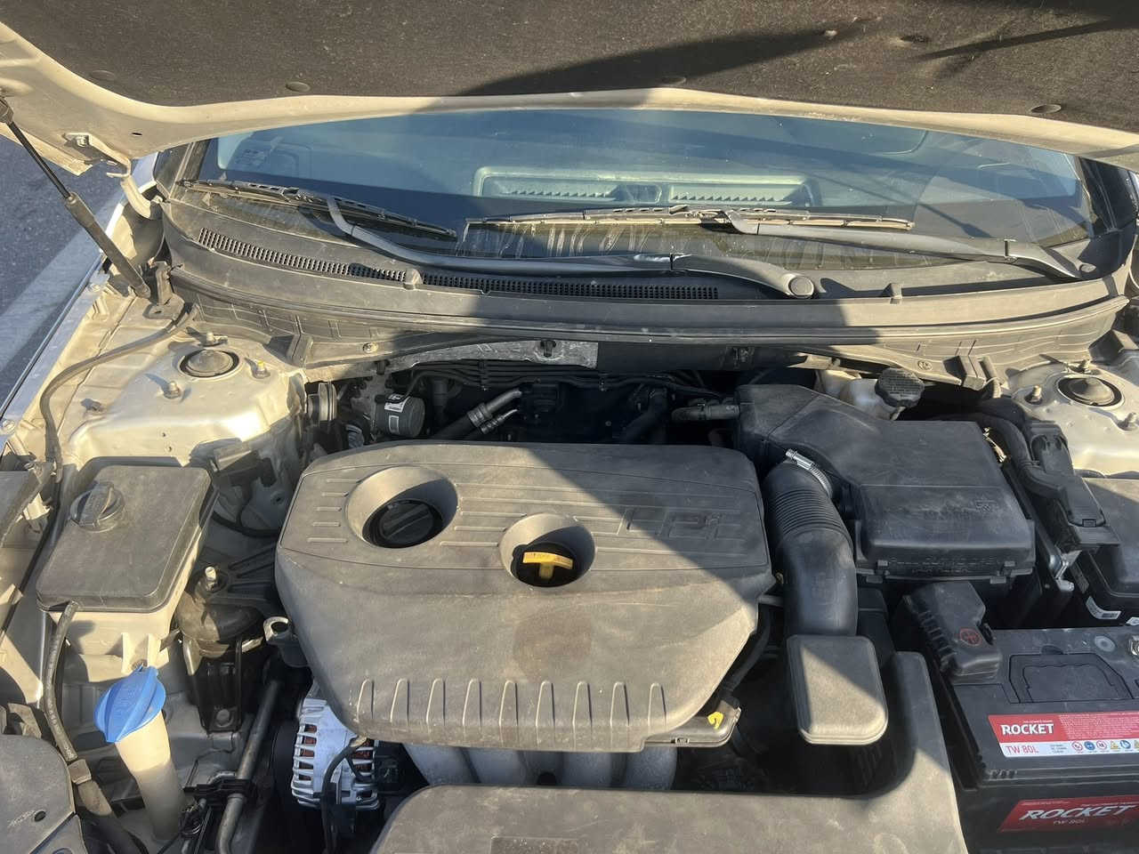 من رخصت مدير الكروب المحترم
سوناتا 2017 

ادووووووووات ادووووووووات 

كصه جنطه 

متومه رقم وسنويه وهزه شرط مال معمل الشمال 

سياره خير من الله 

تخم تاير.  كسر فلين مشروطات 

تدفئه وتبريد وي السويج مشروطات 

ويل كروم نفطي 

مري شفط

نظام ايكووو

محرك 2000دوش المرغوب 

غرفه سياره بالفلين الله شاهد 

منظومه زنون سعره 200$

باتري جديد

شرط ترايك 200 

للعلم سياره شغله كله مال كسره وعطش وابو الخبره يعرف شنو كسره وعطش 

سياره خط واحد غاز غاز غاز 

مكان بصره 
السعرر 59وبيه مجال حك الجيه 
خابرني وتشلع عيوني بس لاتكسر بحلال العالم

***********
