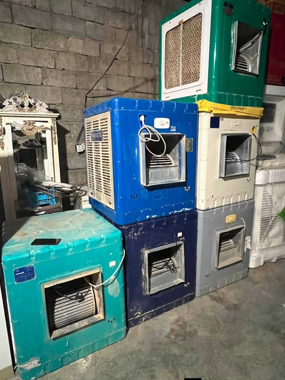 للبيع
طباخ مصري سعر ٢٩٠ 
مبرده واحد سعر ١٤٠
سبلت طنين سعر ٣٣٠
السبالت عدد ٣
سبلت الكنتوري طنين ونص سعر ٦٥٠
وبيه مجال ع خاص
متوفر توصيل 
مكان  ابو غريب الزيدان مقابل مكتب الحكمه الزراعي
*********** كورك 
*********** بي اوتساب
