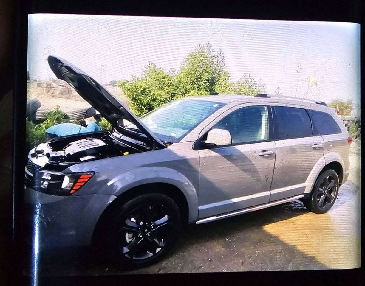 جورني موديل 2019 كروز، لون أسمنتي.
مطلية بنانو سيراميك ضد الخدش والأتربة.
الكشنات جلد.
منظومة زينون أصلية.
ويل 19 كروم.
7 راكب، 3 قطع تبريد. حساس خلفي، كاميرا، 3 شاشات كبيرة.
طقم إطارات جديد.
حدادية أمامي وخلفي، كشن كهربائي.
السيارة باسمي في السنوية، 6 سلندر وهي 6 سلندر.
راديتر هيمي.
بطارية جديدة.
نظام إيكو اقتصادي.
ضربتها موجودة بالمنشور، ماشية 100 ميل. السعر 155.
أو مراوس بسيارة سنتافيا أو سورنتو فقط.
***********
اتصال أو واتساب.
ذي قار - قضاء الفهود.
