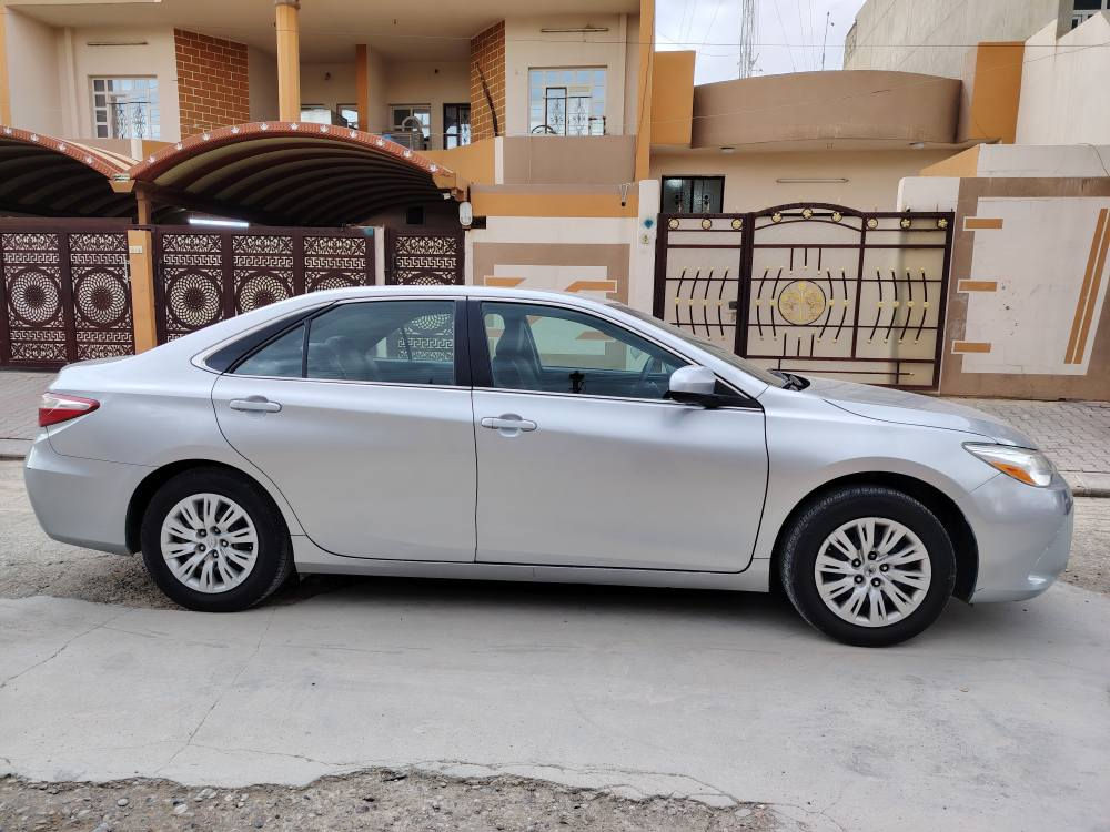 كامري 2017 le رقم سليمانية ماشية ٧٦ الف ضررها جامرلغ سكن صبغ بدون دواخل  صدر جديد سيارة حلوه وناعمه
سعرها ١٦٣ وبيها مجال للطيبين 
*********** متواجد على الفيس. كركوك, العراق
