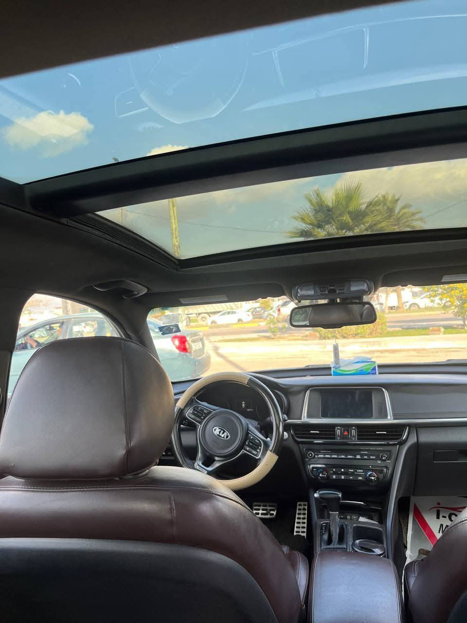 سلام عليكم كيا اوبتيما مديل 2016
 فول Vip 
للبيع  فقط  اعلئ فئه SXL (vip)
محرك الفين تيربو دبل كزوز 
فول مواصفات
مري اشاير شفط
تبريد ثلج قطعتين منفصل
دخول ذكي وترحيب ذكي
بصمة ابواب
يدات نيكل.
ستيرن تدفئة

بصمة حساسات خلفية
بردات خلفية بلادي 
كشنات جلد ولون رماني 

ويل 18 بلادي كروم اصلي
جنطة ذكي تنفتح عن بعد.
 كشنات جلد تدفئة تبريد

شاشة اعطال
تحكمات ستيرن جهتين شفتات ستيرن
مرايا تعتيم
نقطة عمياء
حساس ماء الزجاج
تحديد مسار + توقف تلقائي
مثبت سرعة ذكي مع الرادار
ماشيه 100 الف مايل

السعر 129 وبيها مجال قليل 
العنوان كربلاء للتواصل اتصل
***********
