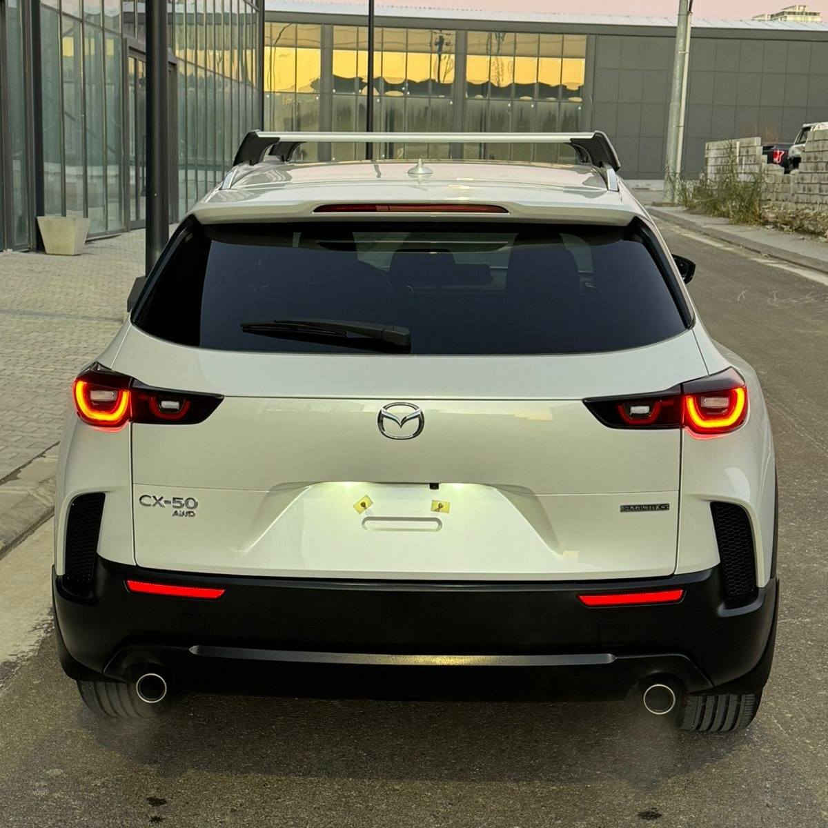 مازدا CX-50 مۆدیل 2025 مواسەفات 2.5 S PREMIUM PACKAGE 
بى بوياخ 
17 هه زار روشتوه 
دو به له ساردى هه يه 
رسمى ده عم دانراوه 
ايرباكى يه شان ته قيوه گوراوه به شه ريكه 
ژماره كاتيه 

سـعـر : لە کۆمێنت داوابکە ڕاستەوخۆ بۆت دێت 📥 

گێر و مەکیەنەی بەشەرت 
هیچ کێشەیەکی تێدا نییە 

ژمارەی خاوەنەکەی 
***********
