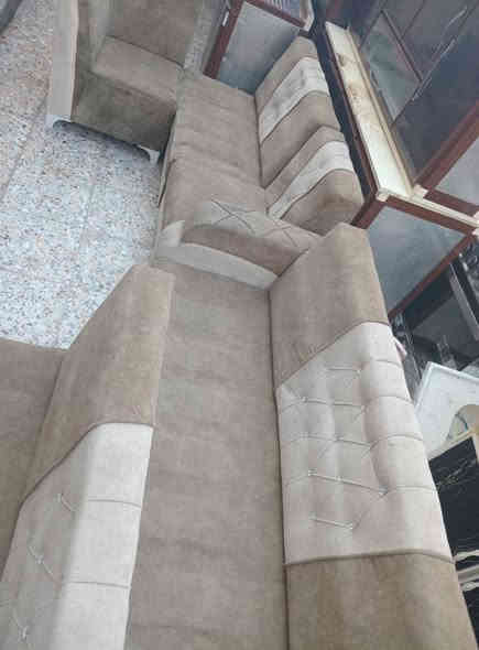 تخم ديوان 10 مقاعد سعر 100
***********
***********
