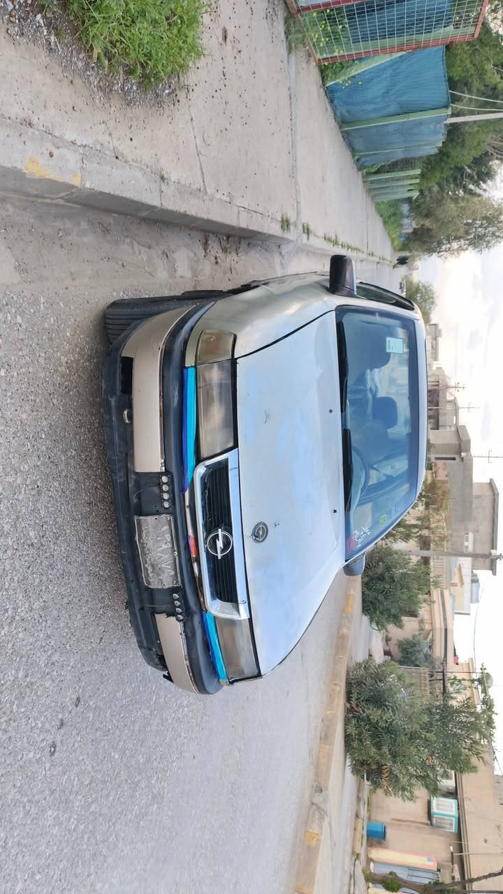 فكترا اتوماتيك
گيرو مكينه ي به شرت 
ئارمي كوني سليمانيه واجيكه شيمان راكيشاوه به شرتي حاسيبه و ئه وليات مالي فقره سعري15گلا 
شوين ;چمچه مال 
زم; ***********

