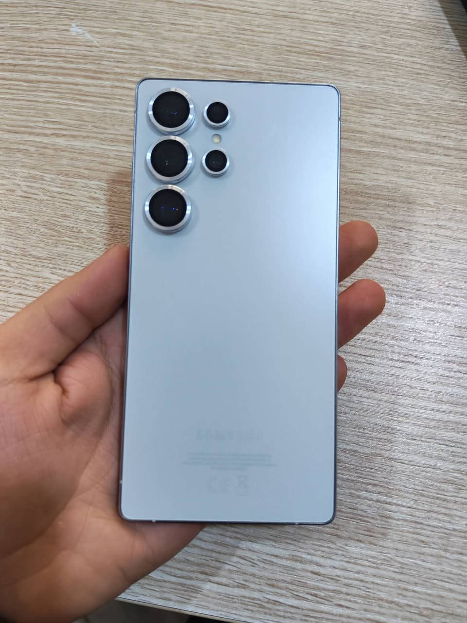 السلام عليكم S25 الترا ذاكره 1تيرا الجهاز نضيف جدا جدا الملحقات كامله السعر 1450 وبي مجال بسيط العنوان بغداد  للاستفسار خاص او الاتصال ***********
