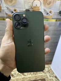 البيع السعر ٤٠٠  ذاكره 256 بطاريه ٨٤   13برو ماكس مبدل بي شاشا الاصليه...