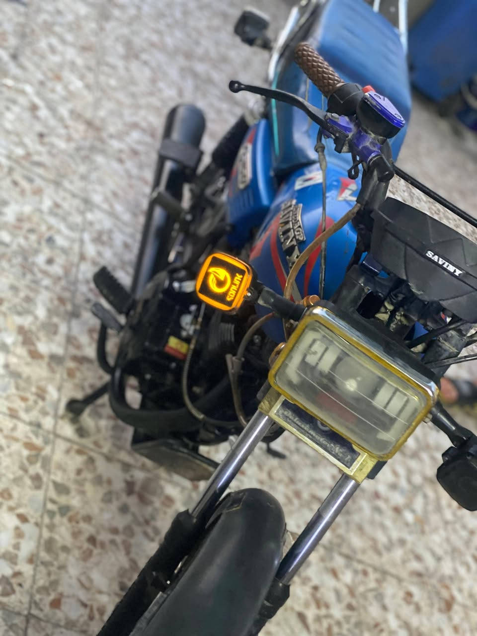 سلام عليكم ايراني سيفان للبيع موديل 2025 دراجه شغاله ومكينه مكفوله كفاله عامه لايت عالي ناصي اشاير يمنه يسره شغالات السعر 650 الف وبيه مجال مكاني بغداد حي اور رقمي للتواصل ***********
