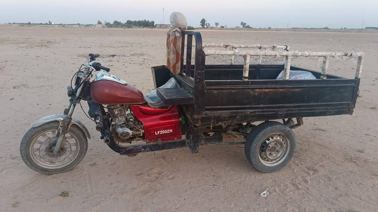 سلام عليكم ستوته البيع امتار ادوات شاصي نضيف محرك مجفت اكسنه لاطش بدي شوي تعبان كهربايات شغاله سلف شغال مكاني بصره زبير سعر خاص..  *********** اتصال..
