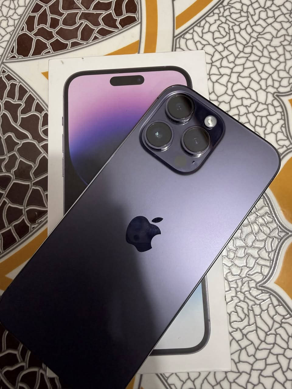 ‏سلام عليكم iPhone 14 Pro Max 512 GB
‏نظيف كلش بطارية 84 بلادي الجهاز ما مفتوح على الفحص  شريحة إلكترونية
‏عنواني بغداد زعفرانية  استفسار
***********
***********
‏WhatsApp 
 سعره740 لحد يكسر بالسعر رجاء تحياتي
