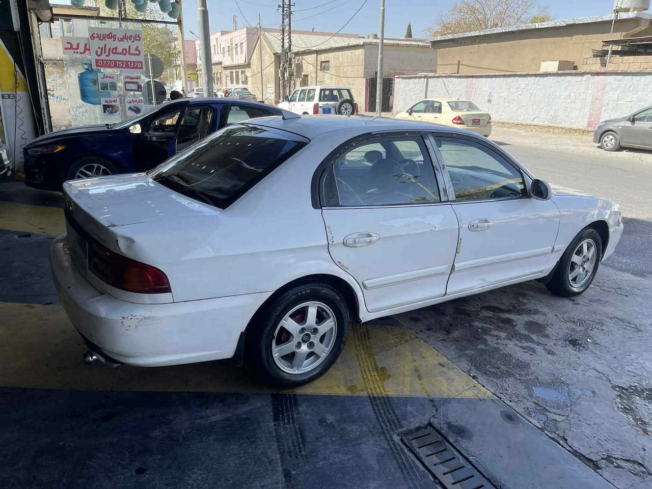 سةرتا بةناوي خواي گةورة
كيا ئوپتيما موديل ٢٠٠٠

چوار جام كارةبا 

لايت زينون 

ويل كةپ

گيرومةكينة بةشةرت 

تةبريد 

سةيارةكةزور جايزةو مالي فةقيرة ة 

ئارم پلاستيك هةولير بةشةرتي ئارم و ئةوةليات و براوة 

ئالوگور يش ئةكةم لةسةر دلگرتن 

***********
