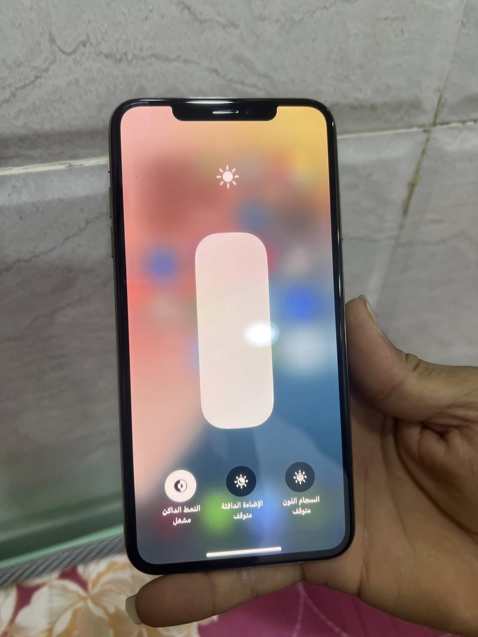 سلام عليكم 
ايفون اكس اس ماكس شرق اوسط
ذاكره 256 دبل شريحه 
مبدل بطاريه 
ضهر مكسور وحاط لزگه 
فيس ايدي شغال
ملحقاته كفر ٢ وكيبل 
سعر ٢٢٥ بي مجال قليل وتددلون


**إذا كنت صاحب هذا الإعلان وتريد حذفه لأي سبب، رجاءا أرسل رسالة إلى الدعم الفني**
