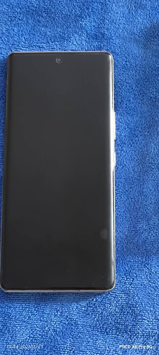 سلام عليكم انفنكس نوت 5G 50s 
بوبجي 90فريم حقيقي جهاز تضيف بدون ملحقات المكان  بغداد عبور جسر الفرنسي اسعر خلص واتساب ***********
