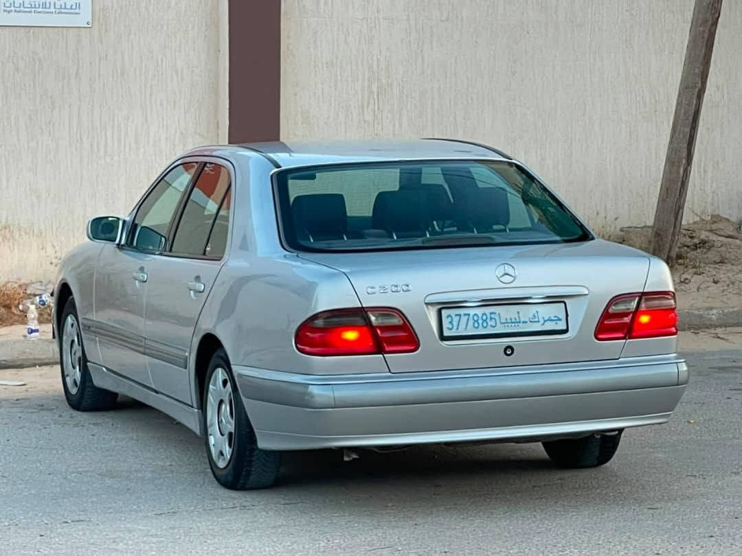 رقم التواصل 0917037458 ☎️
بسعر 23800 دينار 
•°• بسم لله  تبارك الرحمن 

الـنوع :   عيون MERCEDES_BENZ   🇩🇪 ✔️

اللون: رصاصي ✔✅

تكييف:  مكيفة ❄✅

استيراد الماني حديث  💯

سعـة المحرك. .  200.C. 🔥

سـنة الصـنع : 2002

الحـالة :    مُمتَــٰـازَة ✅💯💯

محرگ وكمبيو وصالة 10/10  🌟💯💯

العيـوب :    لا يوجـدْ بإذنِ الله💯💯

المسـافة المقطـوعة. 148

نـاقل الحـركة :  تماتيك  ✅

الاميره الصورة توضح..

نـوع الوقـود : بنزيــن - Gasoline
  /مكان/.طرابلس

 طـريقـة الدفـع : گـــاش - Cash 💰
سيارة درجه اولى___________
سعرها 🔥🔥.,  23.800
للإستفســار أگـــثــر ↘️⬇️↙️

رقـم الهـاتف 0917037458


**إذا كنت صاحب هذا الإعلان وتريد حذفه لأي سبب، رجاءا أرسل رسالة إلى الدعم الفني**