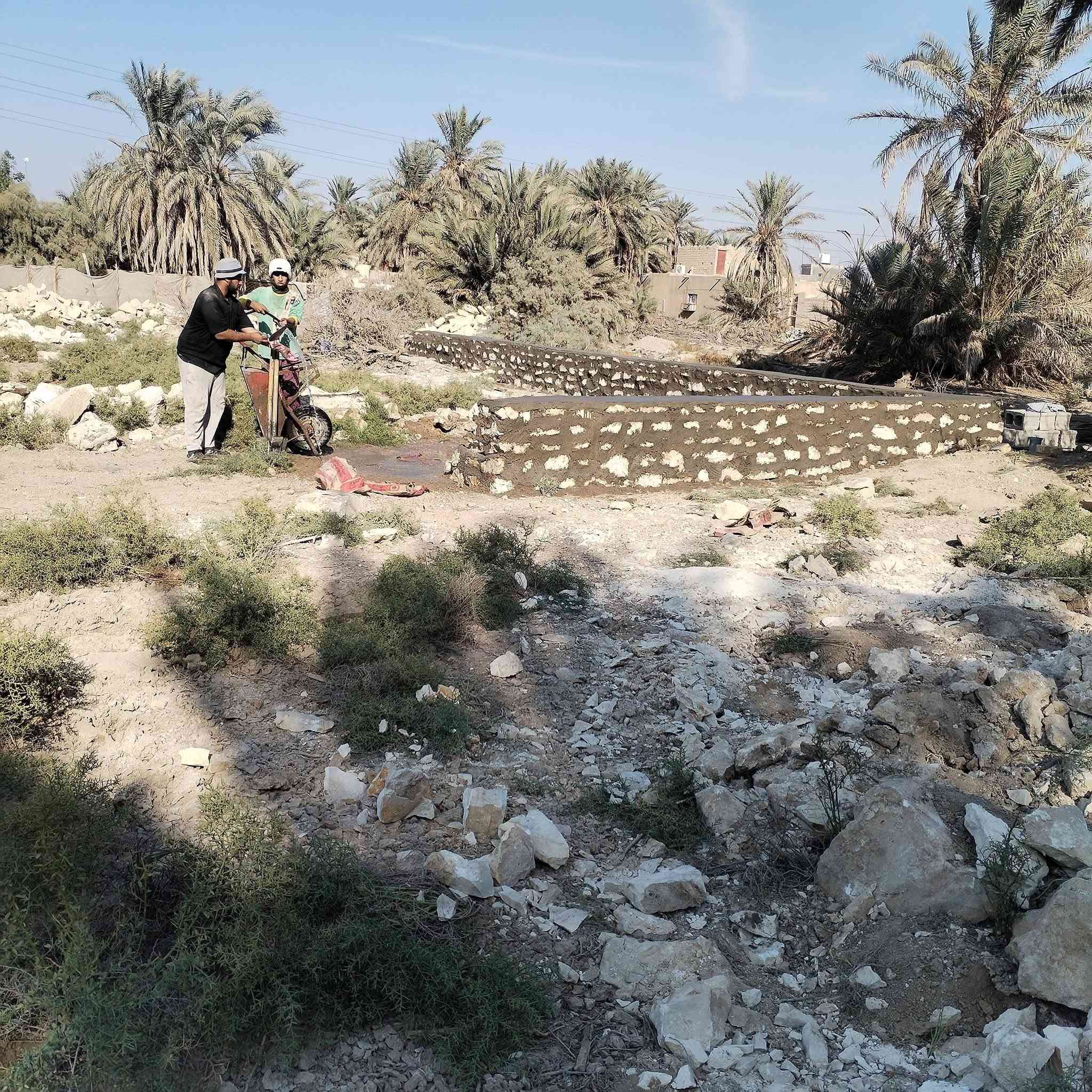 سلام عليكم عمي شغل اتمنا ينال عجابكم حجر ابلوك او طابوك هاذه رقمي *********** تعال خاص واتساب وهاذه رقمي الثاني *********** انتصال تكحيل جهتين متفرغ حالين
