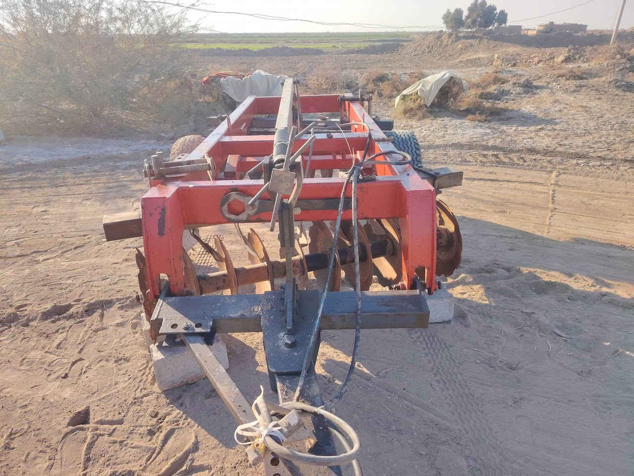 سلام عليكم البيع دسك تركي حجم 20 مكان ميسان علي الغربي ***********
