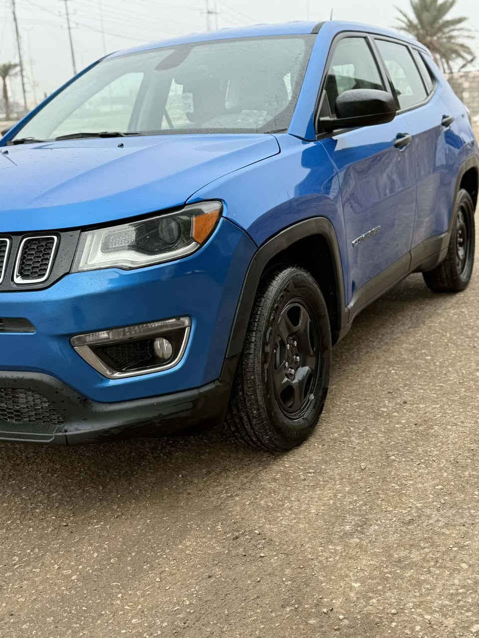 جيب كومباس
الموديل / 2018
الضرر و السونار/ واضح مع الصور 
ماشيه/65 الف 
محرك/2400
مواصفات سبورت نص فل 
رقم بابل حادثها فقط دعاميه اماميه من امريكا هنا بلعراق نصبغ جاملغ امامي اثر شخوط بدون ضربه شواصي ولغود سليمات كير مكينه كله سليم سياره جاهزه حداديه جديده وسونارها وياها 
السعر/118 ورقه 
مكانها كربلاء
***********
