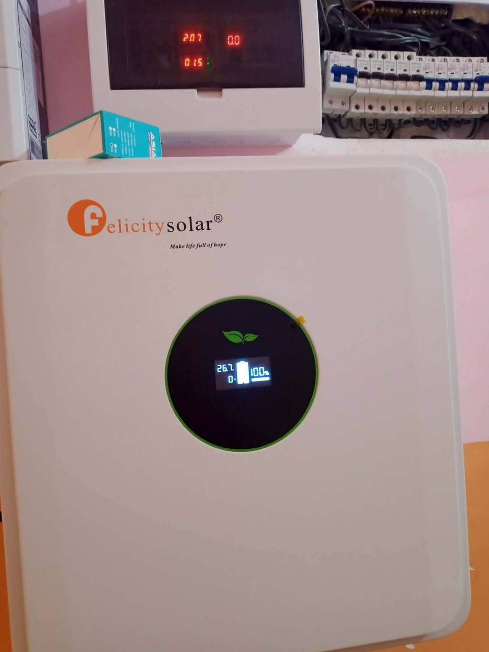 بعونه تعالى
تم #تنصيب #منظومه #طاقه #شمسيه 

6امبير نهاري. و5امبير ليلي 

في #قضاءالحويجه  #عباس النمله 

#للاخ سالم النعيمي ابو فرات   

مكونات #المنظومة 

🛑عدد الالوح 3. 625w

 🛑ضمان الالواح12سنه وبعمر افتراضي 25سنه 

🛑جهاز انفيرتر 3kwنوع فلستي  بضمان 2سنه 

🔴بطاريه فلستي #5kw بضمان 5سنوات 

مميزاتها طفايه ضد الحريق 

🔴حديد مغلون ضد الصداء  1.5ملم 

🏵️🏵️سعر المنظومه 1.950

🔴🔴يتوفر  انواع الطاقات المنزليه والزراعيه  🔴🔴#اسعار مناسبه

*********** عبد الكريم 

***********  فراس
