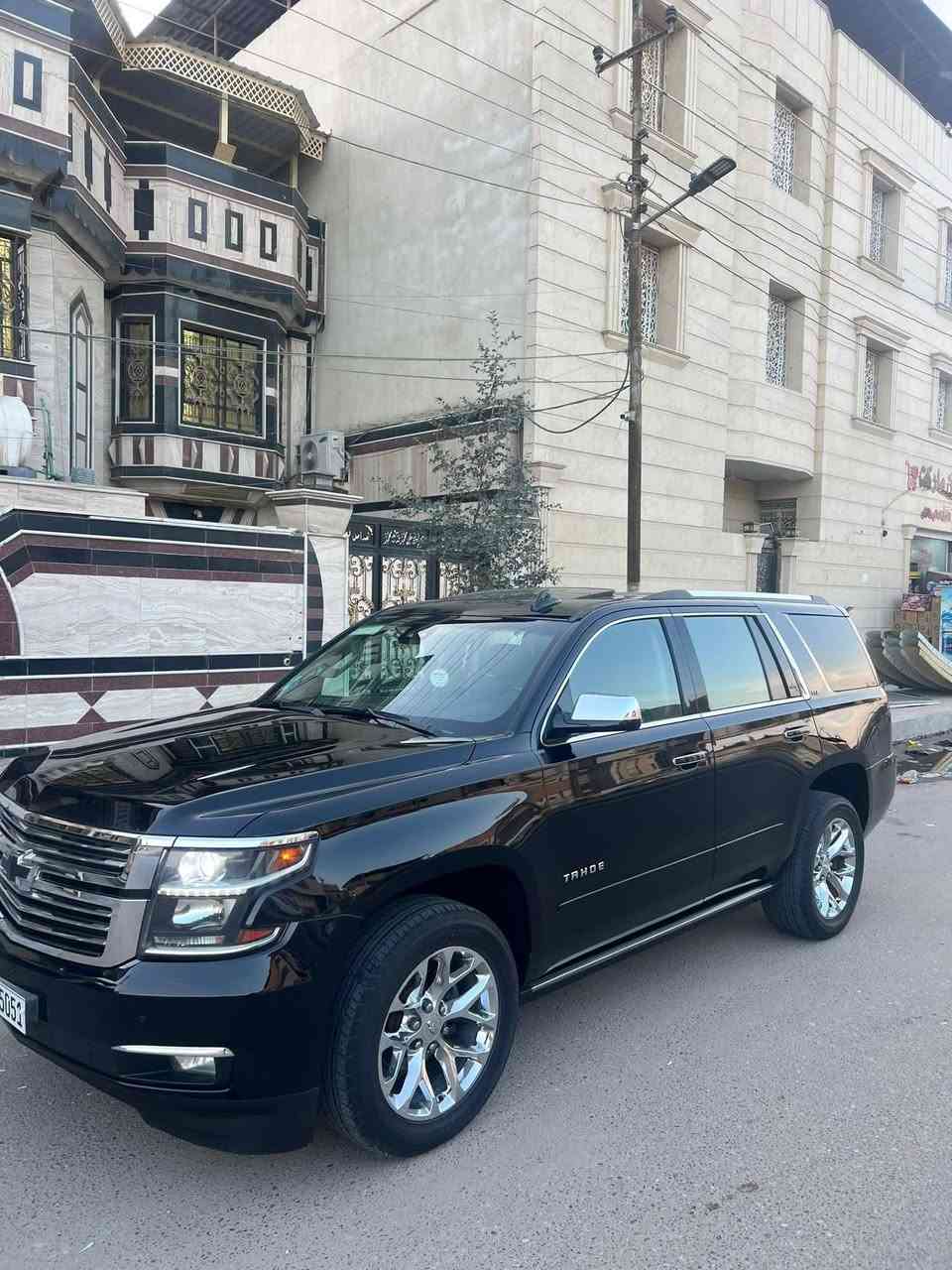 السلام عليكم شفرليت تاهو موديل 2015
فول موصفات LTZ واحد ع واحد 
كفاله عامه ضربه وصبغ وتبديل 
رقم أربيل الجديد 
محرك 5300 شرط ما مفتوح 
العنوان البصره 
السعر 365
رقم الموبايل ***********
